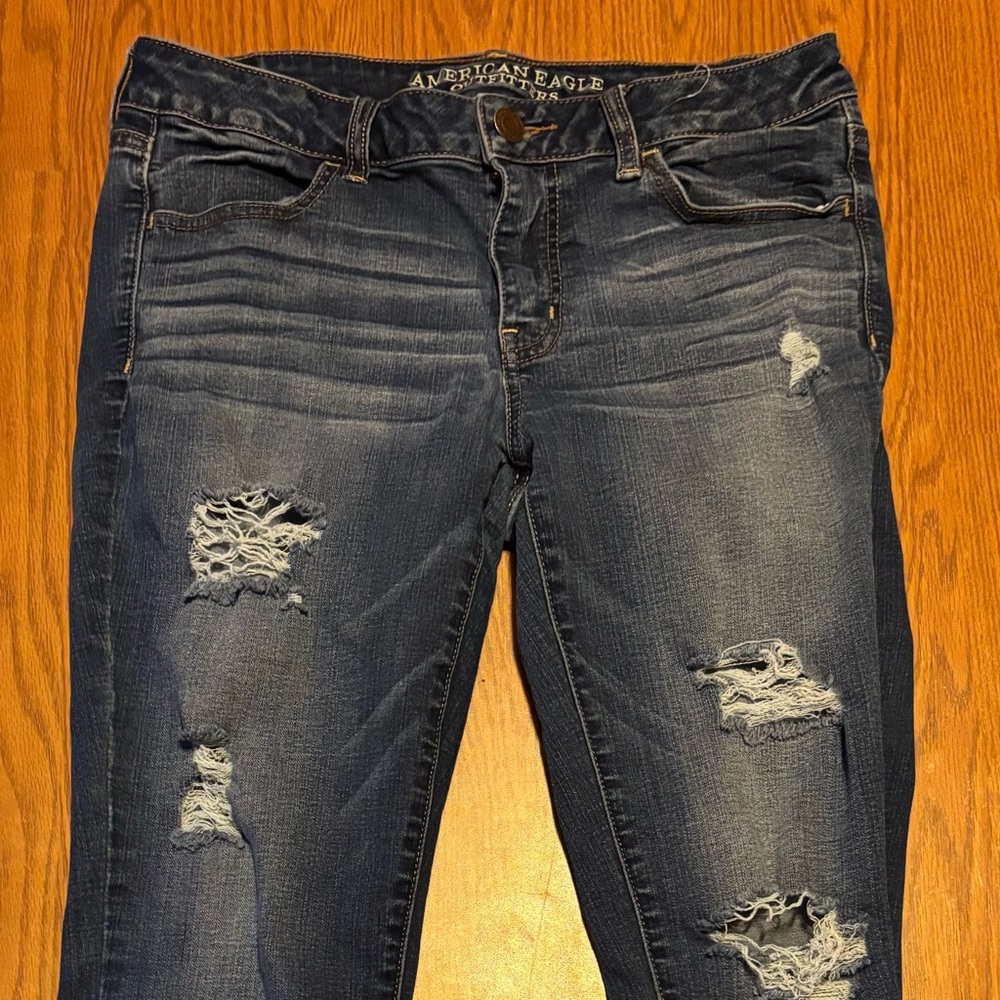 American Eagle Outfitters Dark Blue Distressed Skinny Jeans